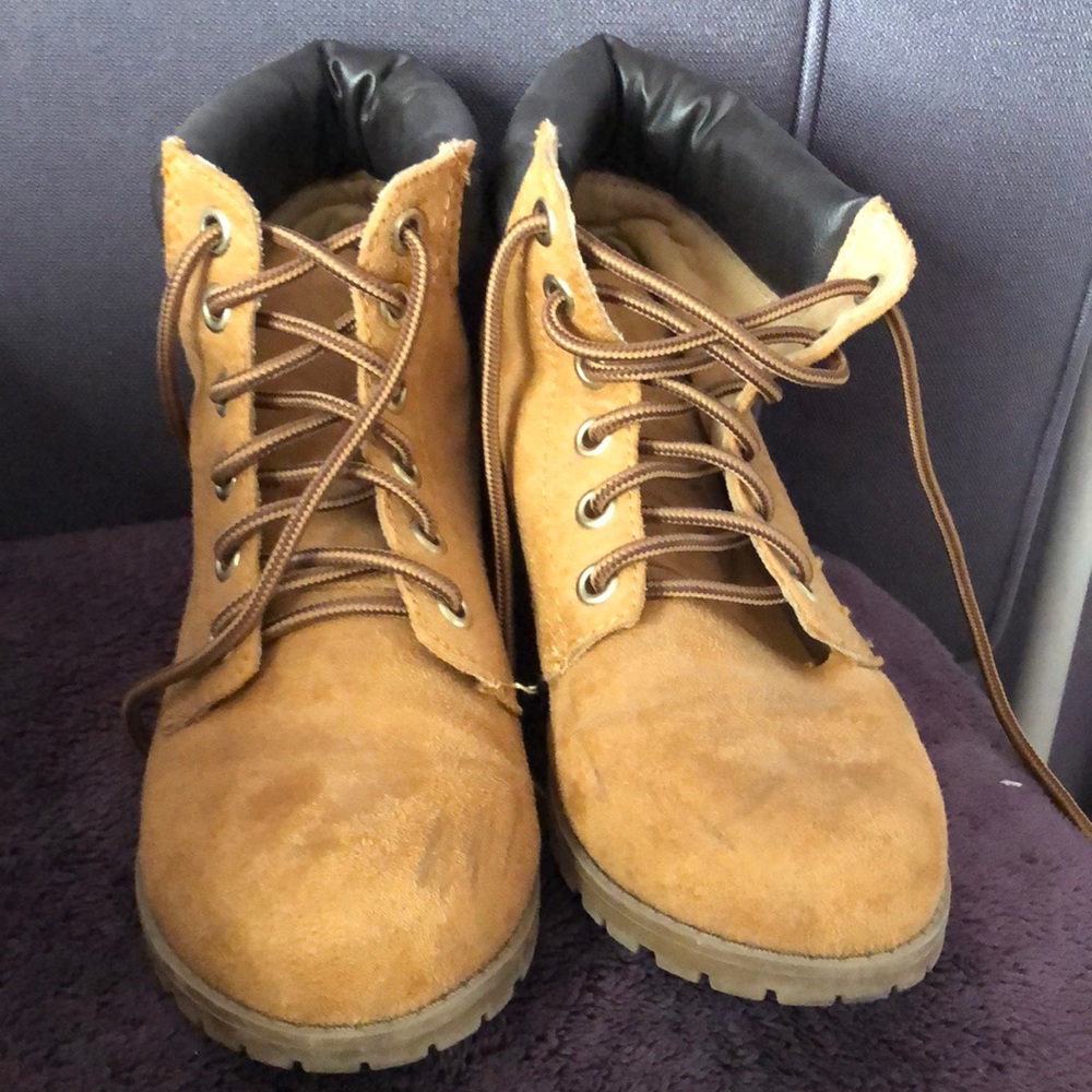 Boots - Picture 2 of 2